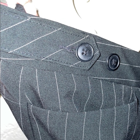 Norma Kamali Black knee-length pencil skirt with ribbed texture for work - Picture 8 of 9